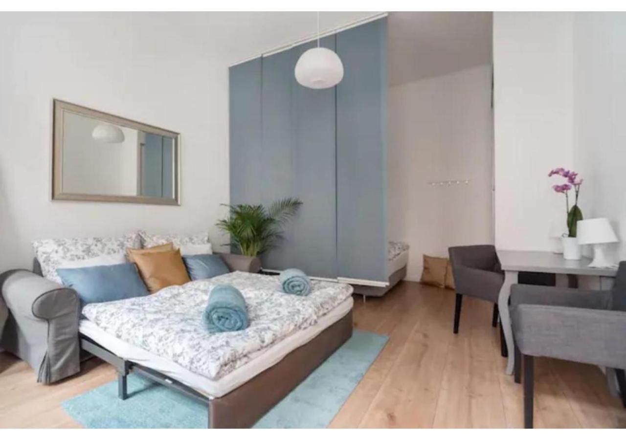 Luxurious And Bright, 5 Min To City Center Daire Viyana Dış mekan fotoğraf