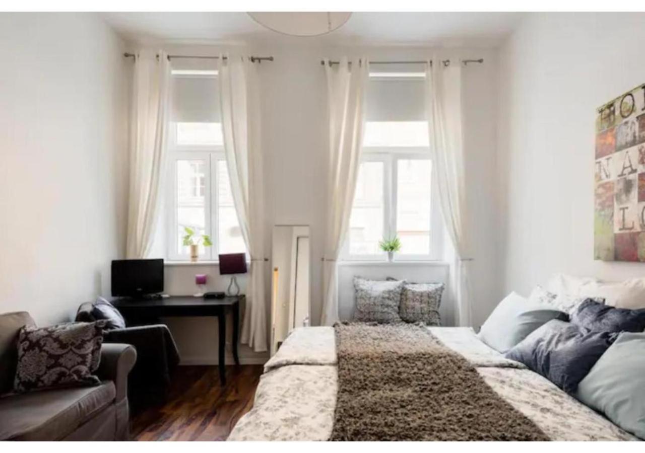 Luxurious And Bright, 5 Min To City Center Daire Viyana Dış mekan fotoğraf